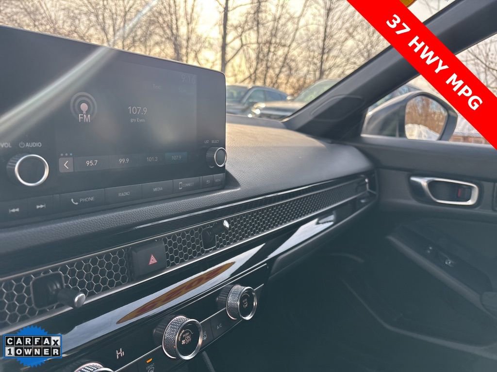 Used 2023 Honda Civic Sport image 18