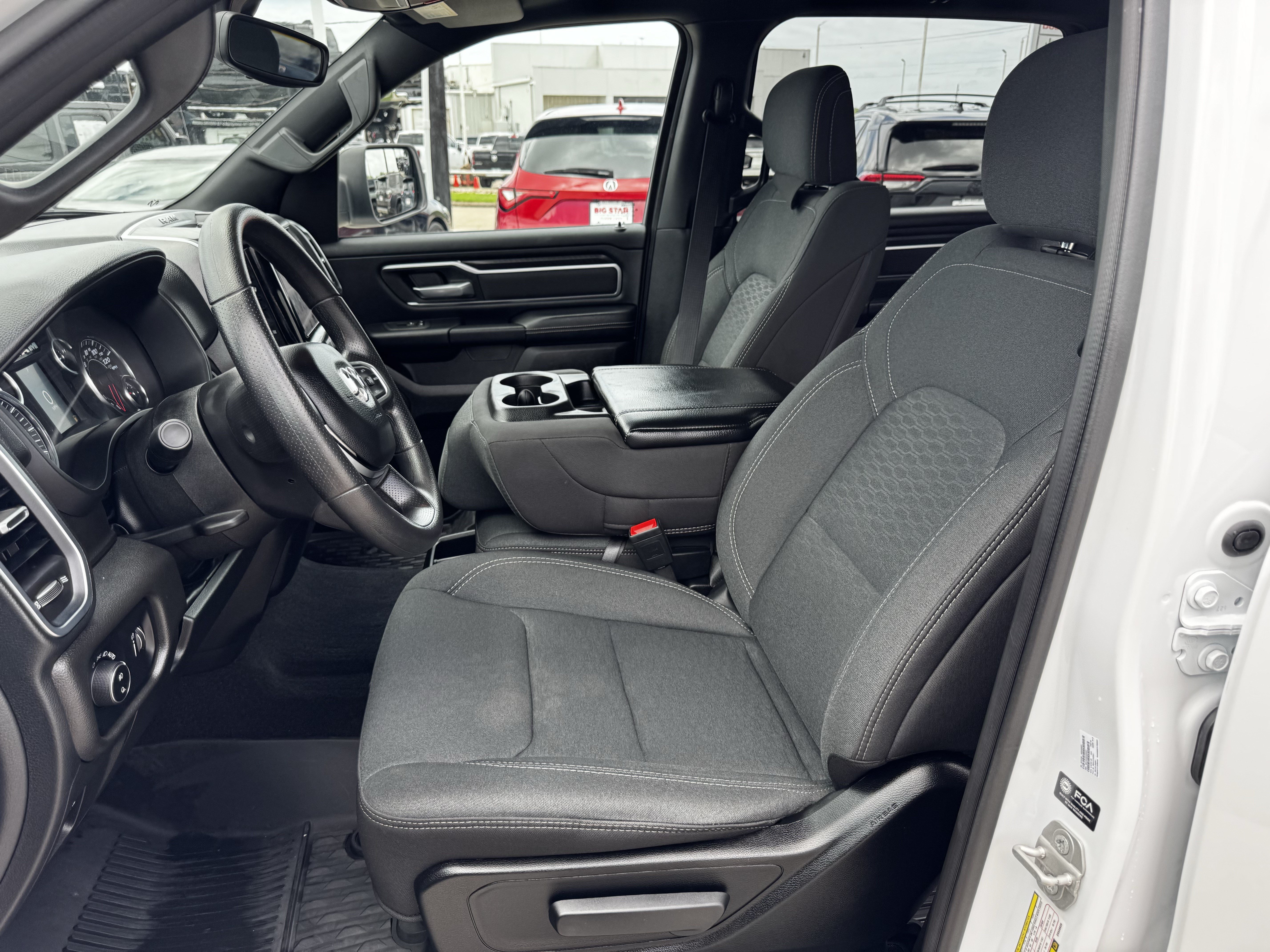 Used 2025 RAM 1500 Big Horn AWD/4WD image 27