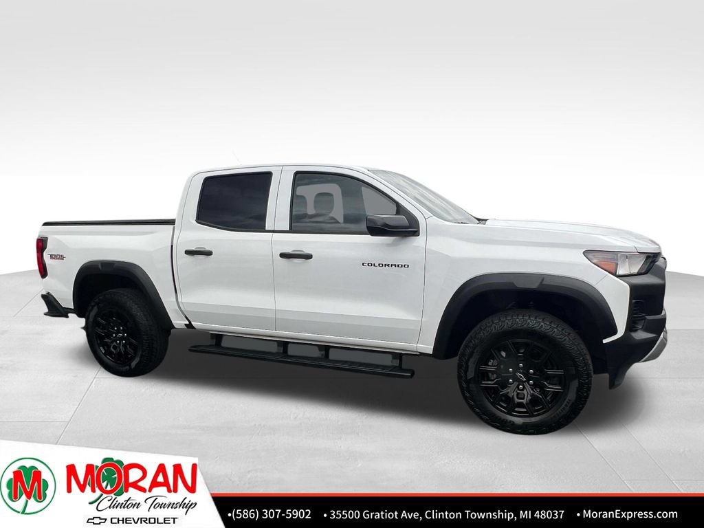 Certified 2025 Chevrolet Colorado Trail Boss AWD/4WD image 8