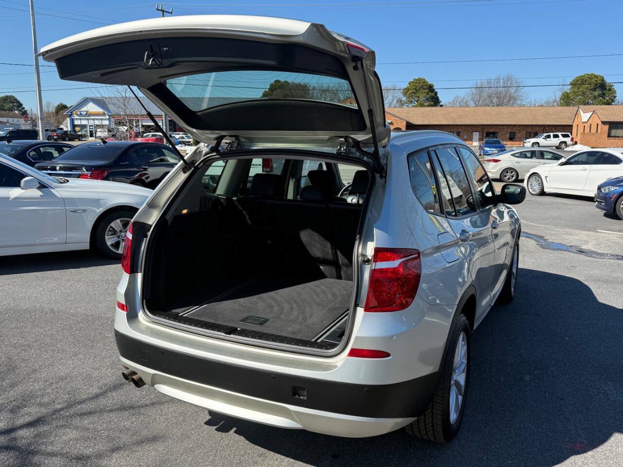 Used 2011 BMW X3 xDrive28i AWD/4WD image 12