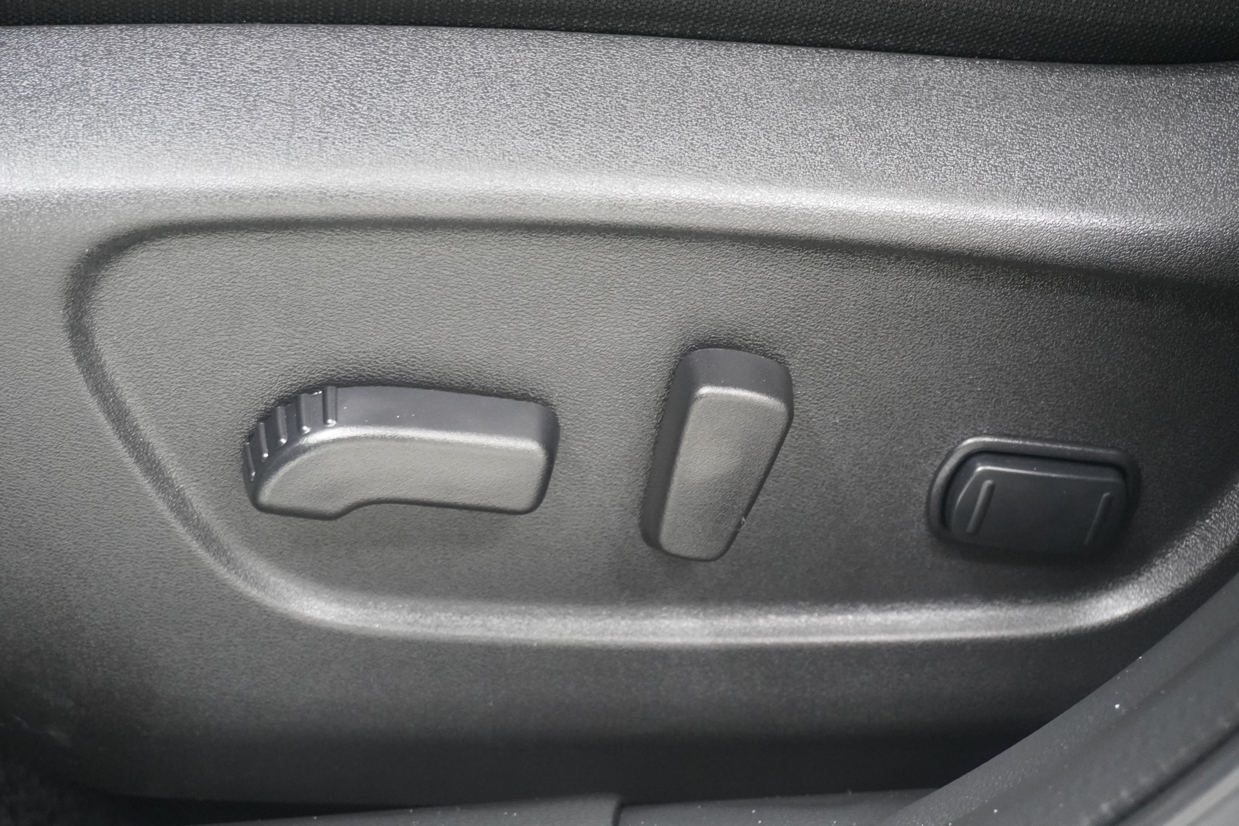 Used 2021 Nissan Rogue Sport SV FWD image 15