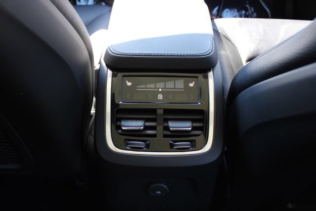 Certified 2022 Volvo XC90 T8 Inscription Expression AWD/4WD image 21