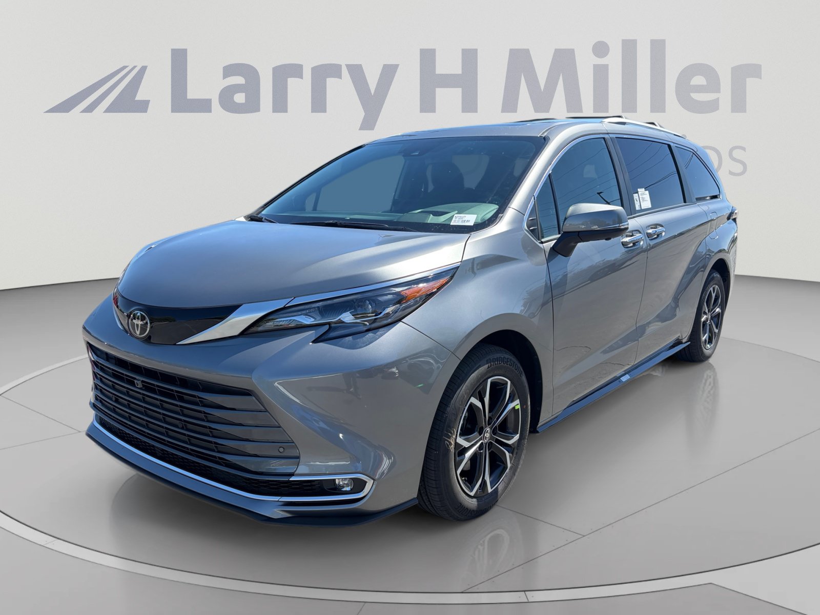 New 2026 Toyota Sienna Platinum