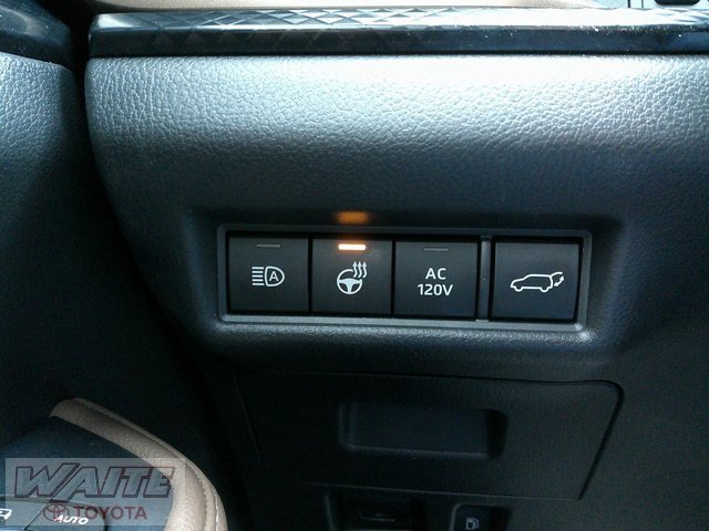 Used 2024 Toyota Grand Highlander AWD Hybrid image 19