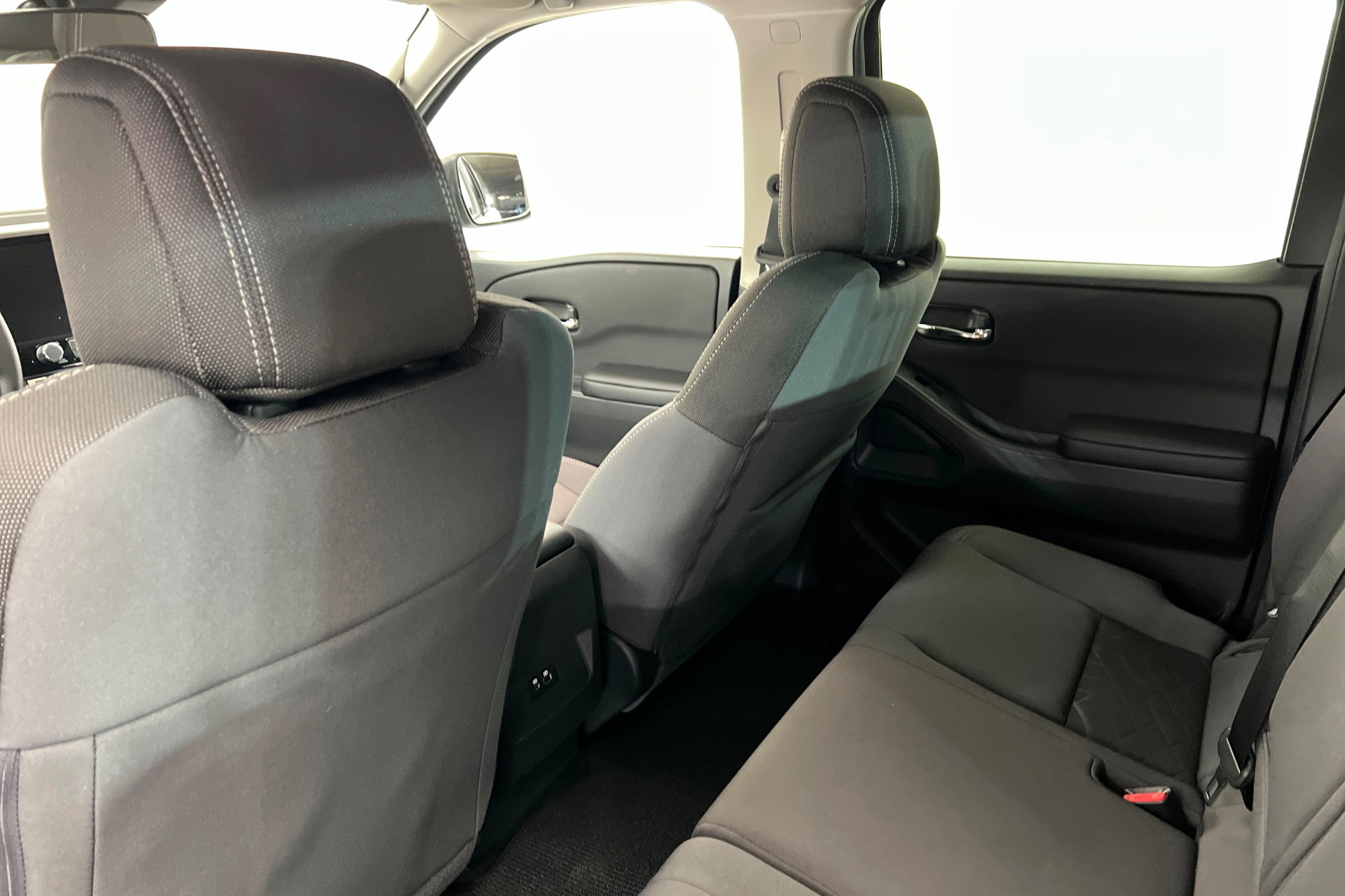 New 2026 Nissan Frontier SV w/ Tow Package image 19