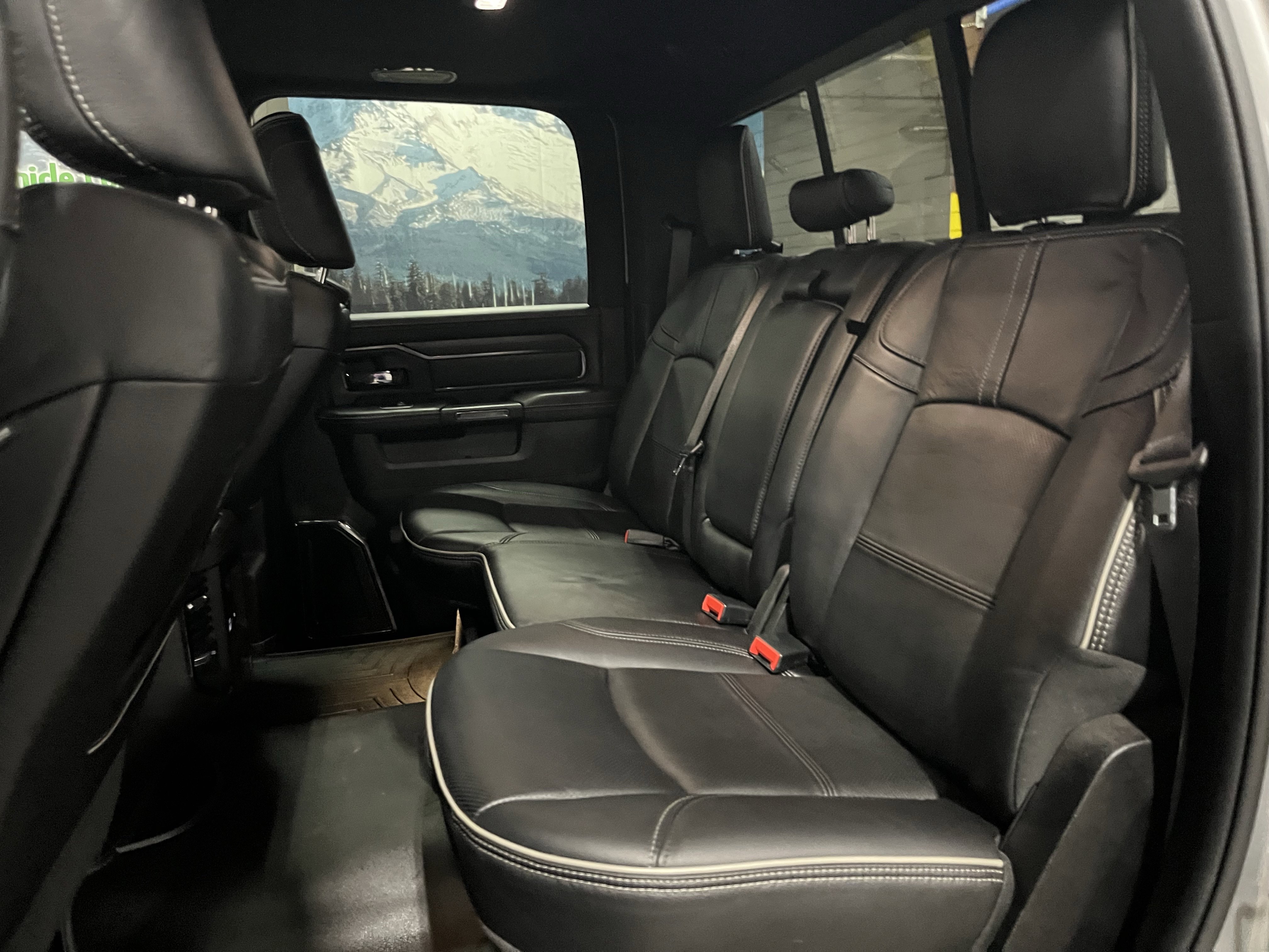 Used 2022 RAM 3500 Limited image 17