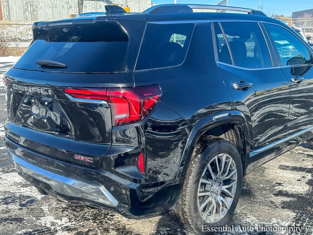 New 2026 GMC Terrain Denali w/ LPO, Floor Liner Package image 7