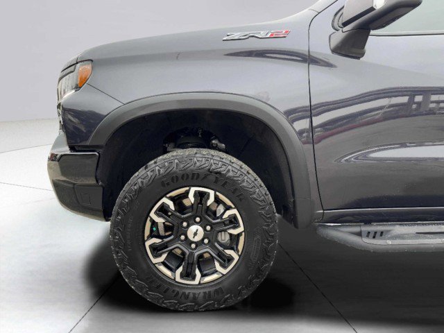 Used 2024 Chevrolet Silverado 1500 ZR2 w/ Technology Package image 61
