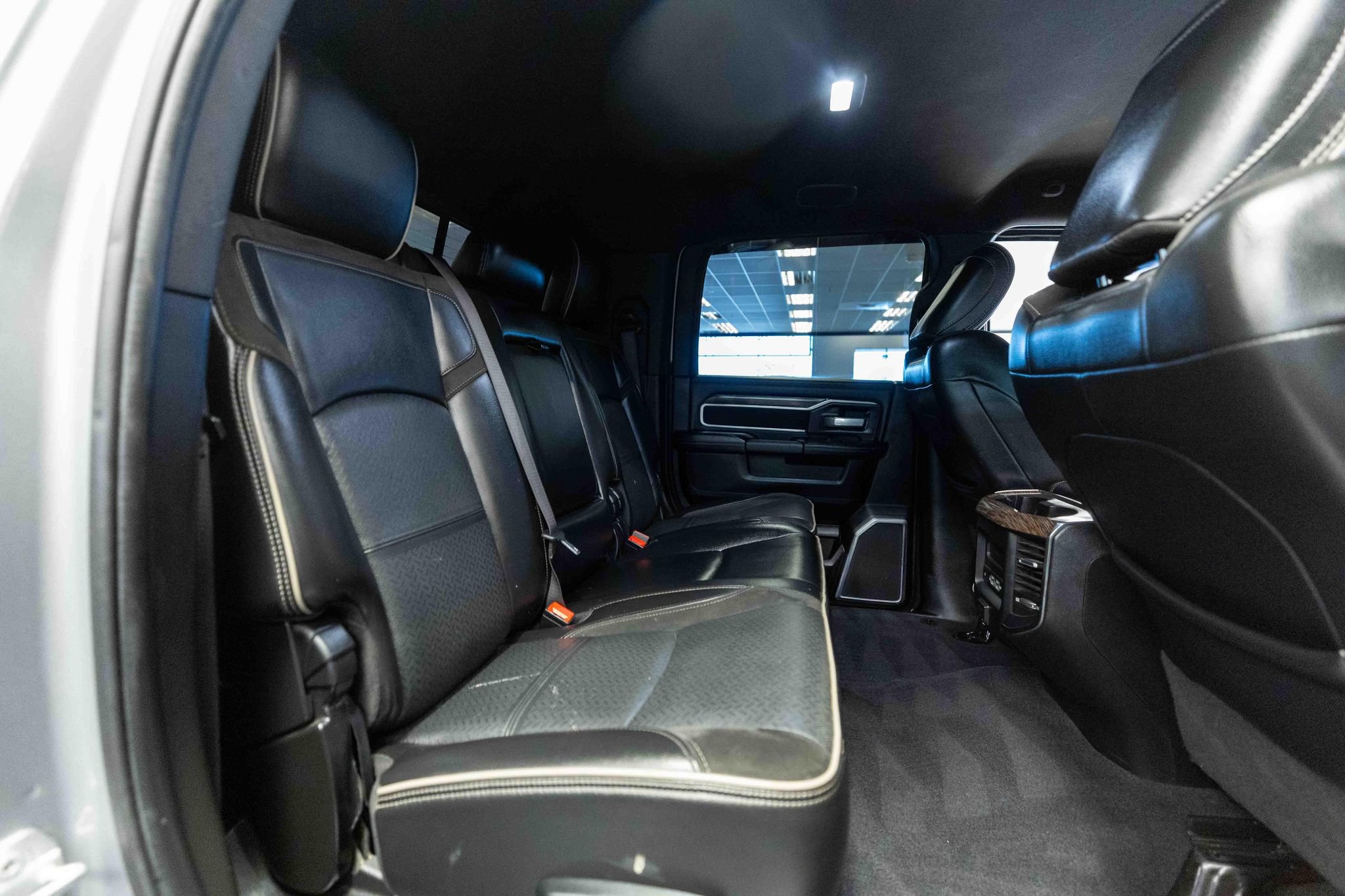 Used 2019 RAM 2500 Laramie AWD/4WD image 13