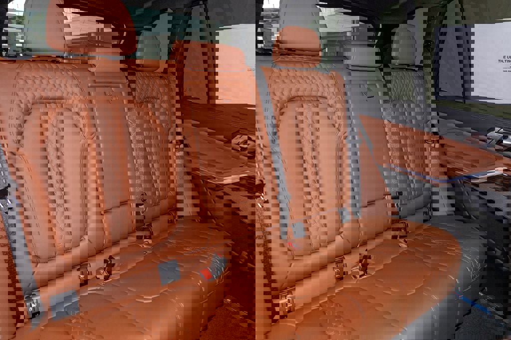 New 2026 BMW X5 xDrive50e image 31