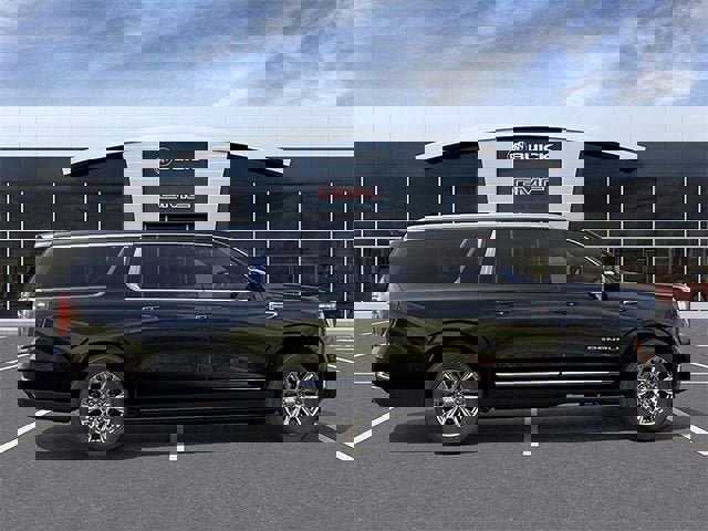 New 2026 GMC Yukon XL Denali w/ Sun & Power Step Package image 5