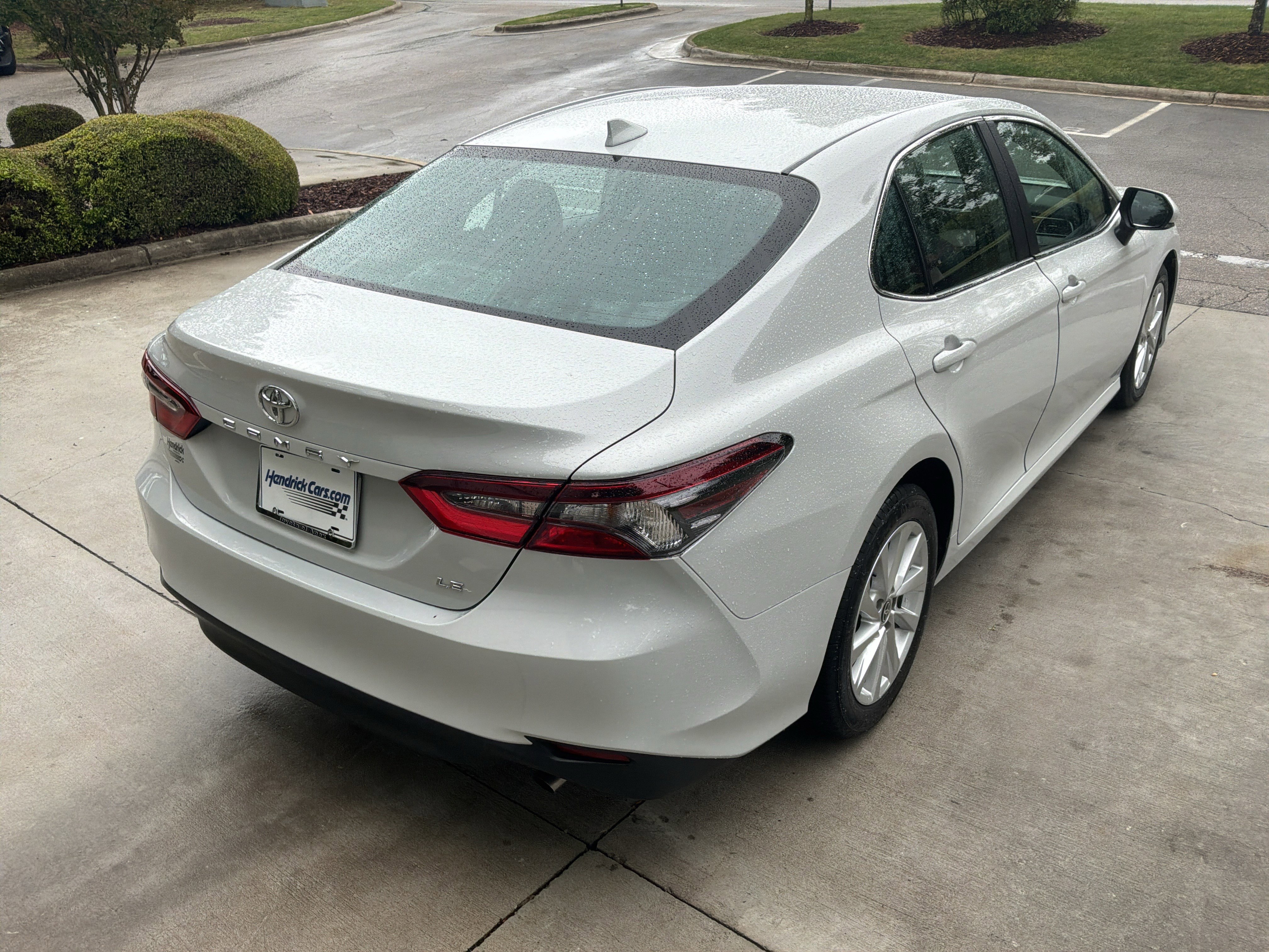 Used 2023 Toyota Camry LE w/ Convenience Package FWD image 10
