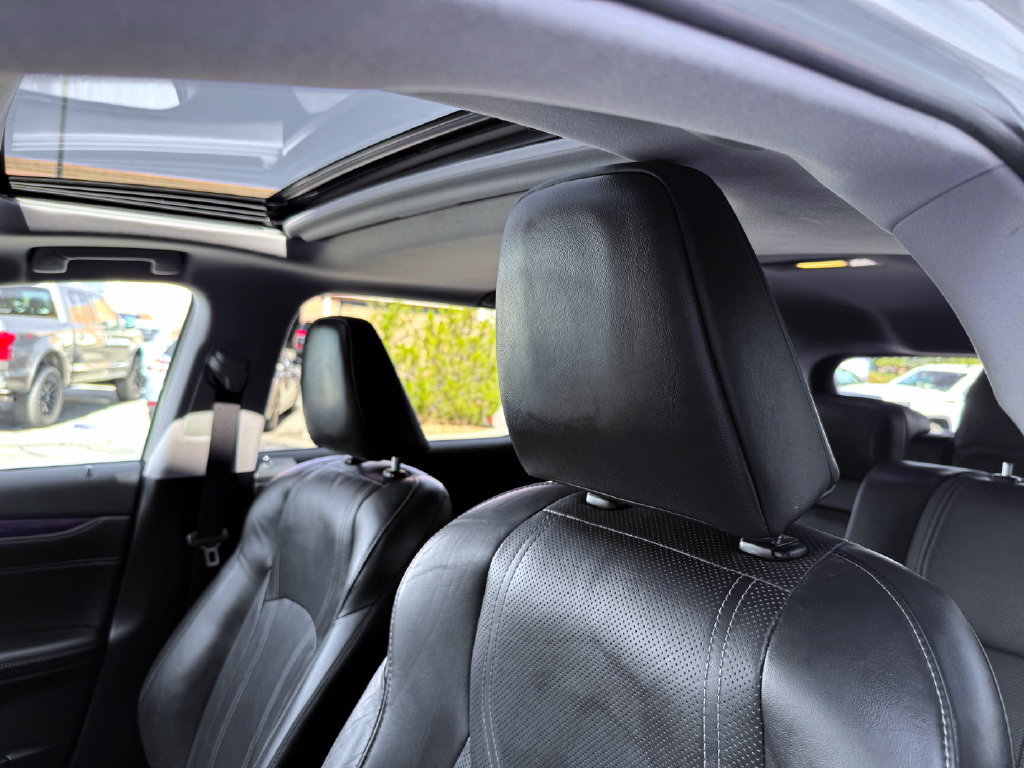Used 2018 Lexus RX 350L AWD image 19