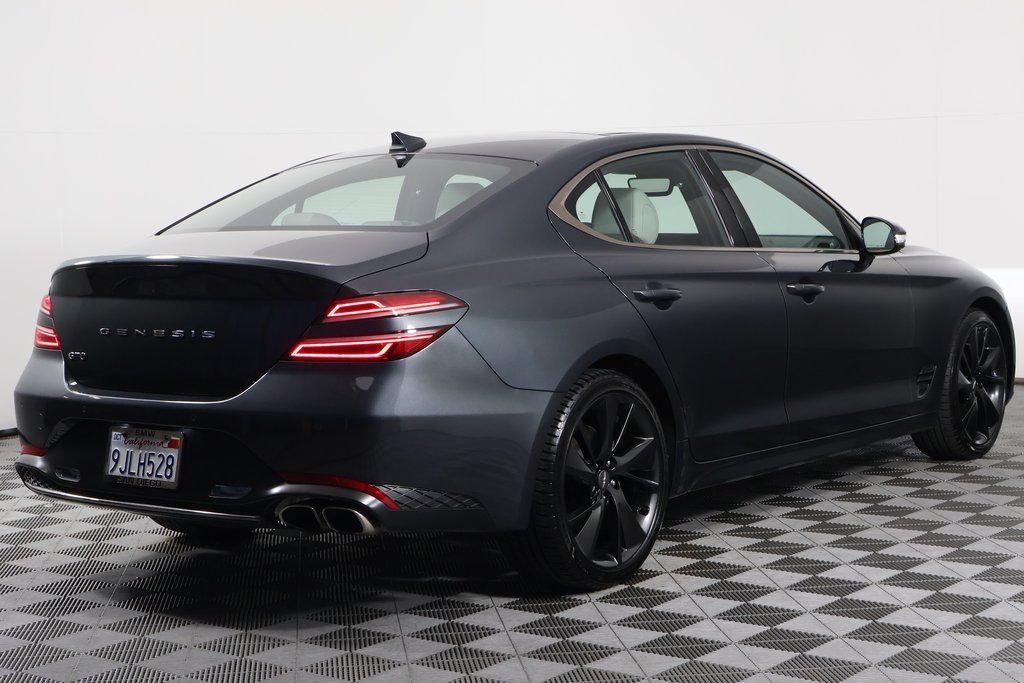 Used 2023 Genesis G70 2.0T w/ Sport Prestige Package RWD image 4