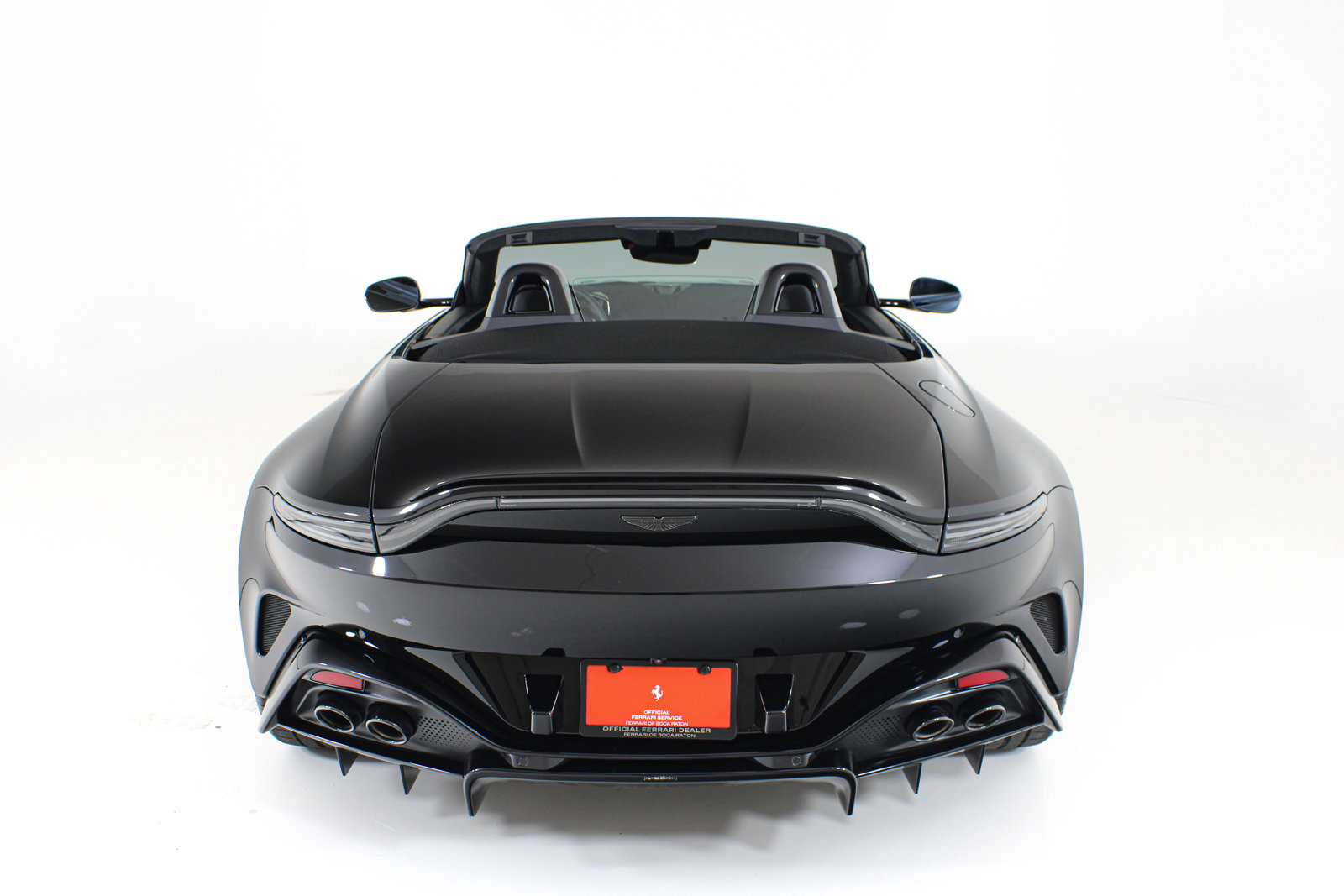 Used 2026 Aston Martin V8 Vantage S RWD image 20