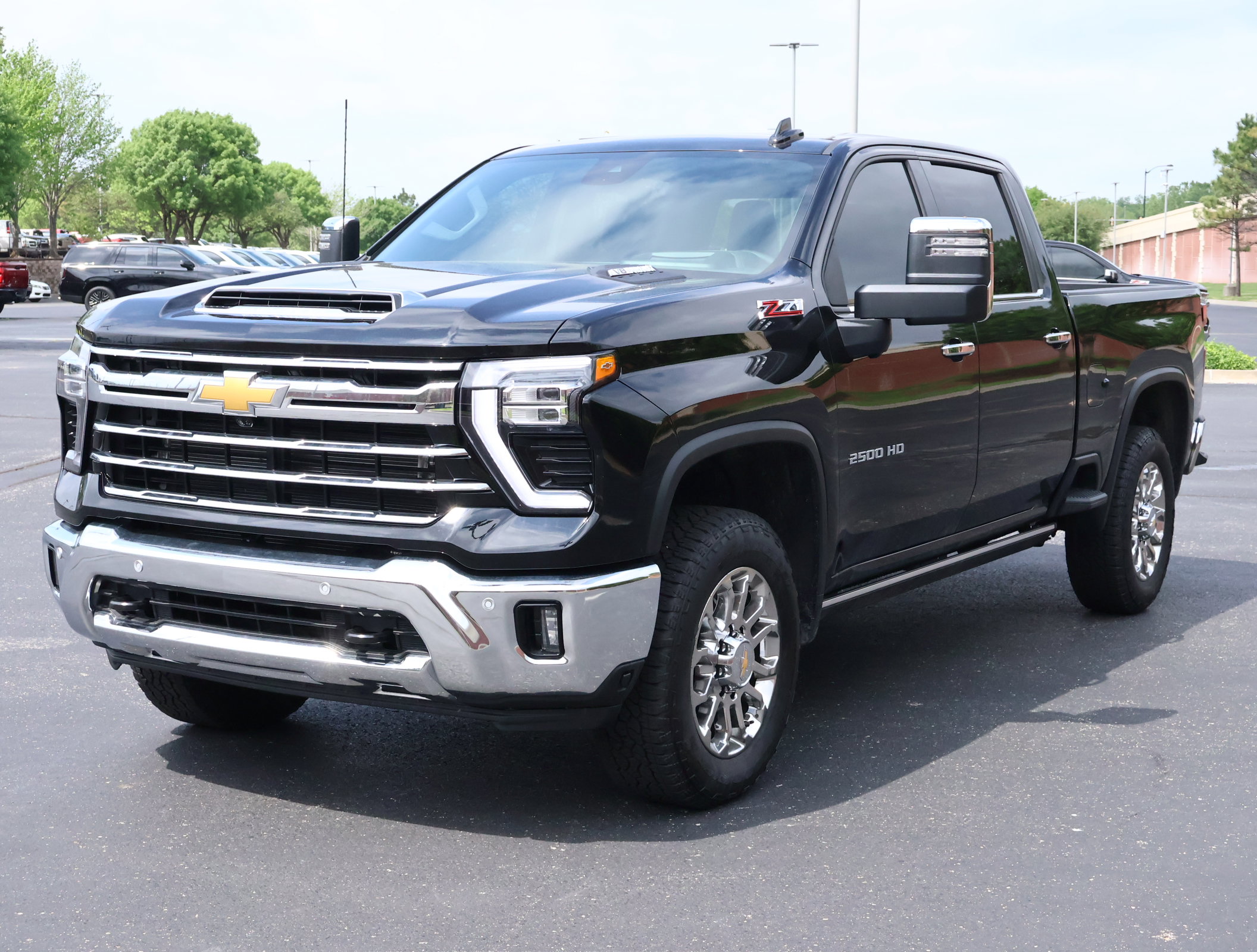 New 2026 Chevrolet Silverado 2500 LTZ w/ LTZ Convenience Package AWD/4WD image 32