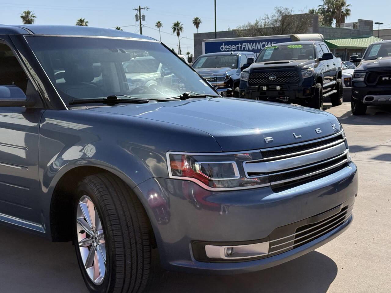 Used 2018 Ford Flex Limited FWD image 5