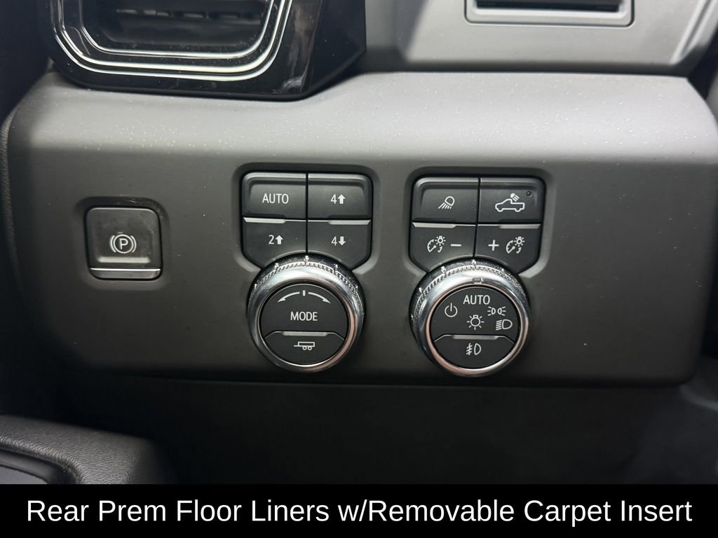 Used 2024 GMC Sierra 2500 AT4 w/ AT4 Preferred Package AWD/4WD image 29