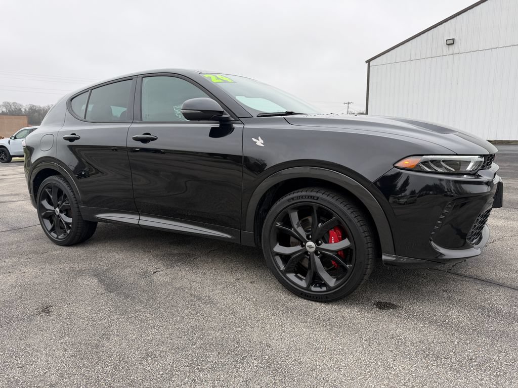 Used 2024 Dodge Hornet R/T w/ Track Pack AWD/4WD image 3