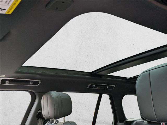 New 2025 Land Rover Range Rover SE image 15