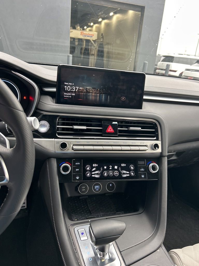 Used 2025 Genesis G70 3.3T Advanced w/ Sport Prestige Package image 9