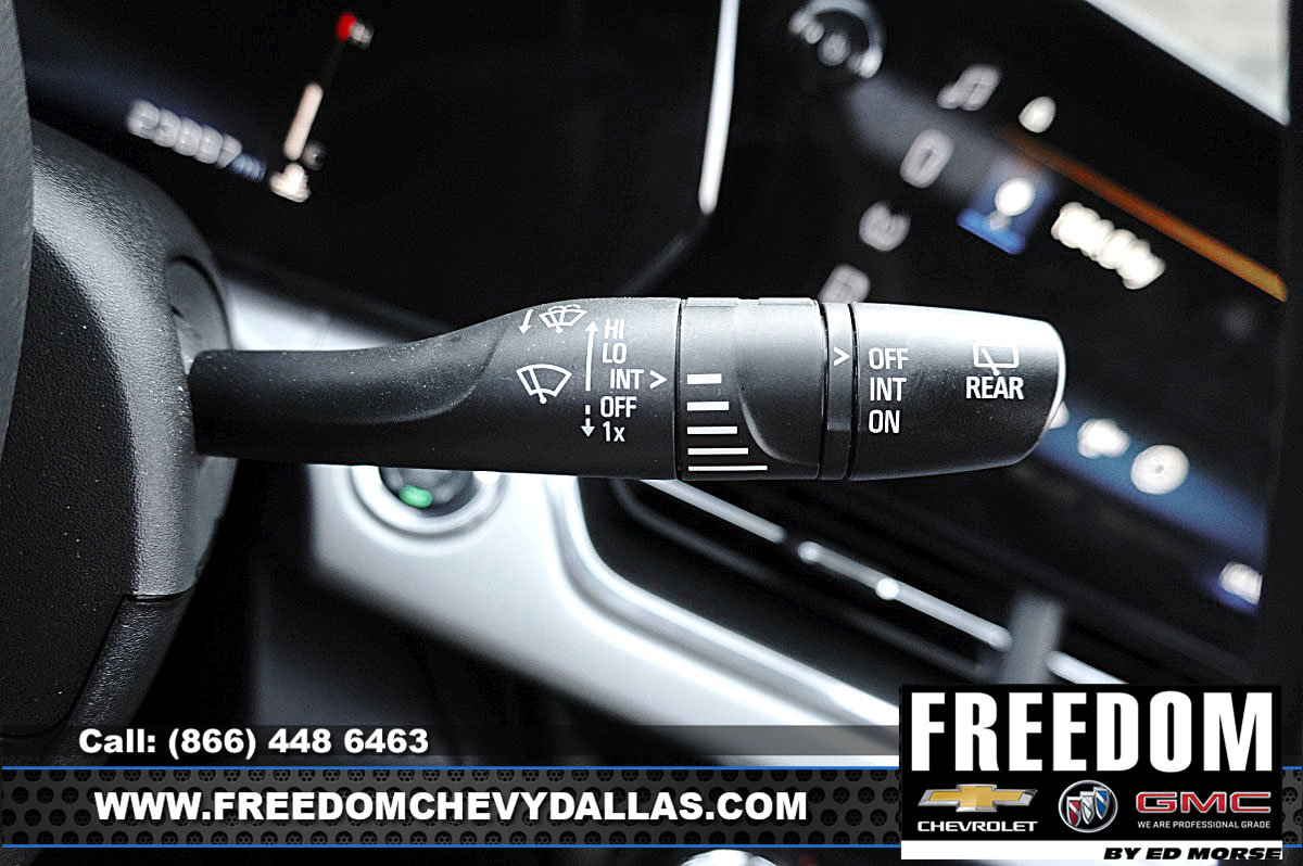 Used 2025 Chevrolet Trax LT w/ Driver Confidence Package FWD image 23