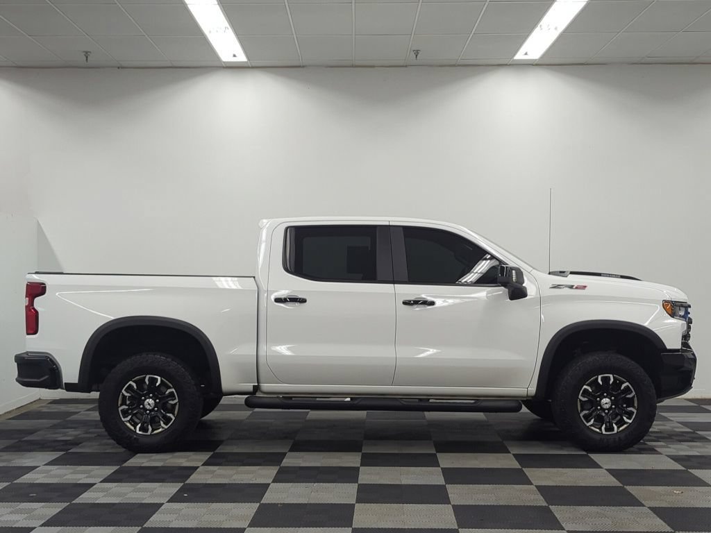 Used 2024 Chevrolet Silverado 1500 ZR2 AWD/4WD image 8