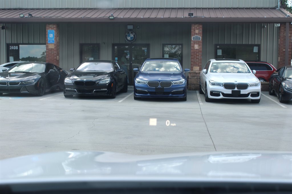 Used 2013 BMW 750Li RWD image 29