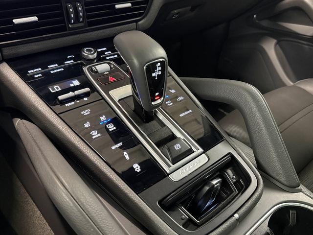 Certified 2019 Porsche Cayenne S AWD/4WD image 23