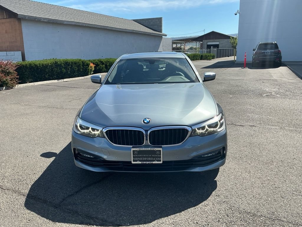 Used 2018 BMW 530i RWD image 4