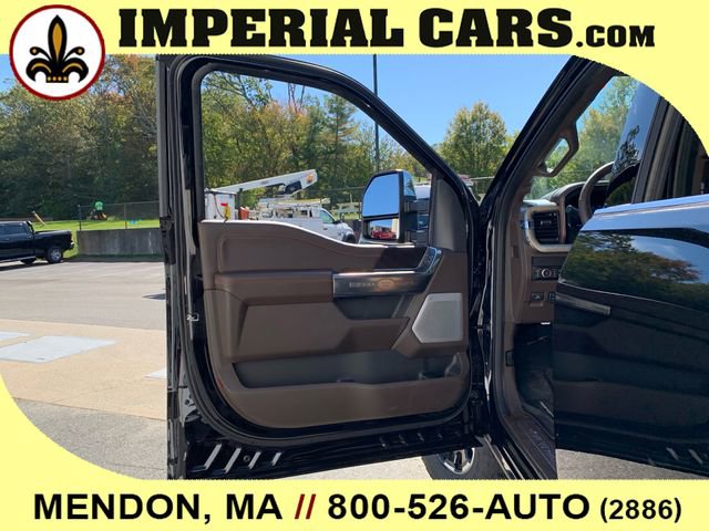 New 2026 Ford F250 4x4 Crew Cab Super Duty image 17