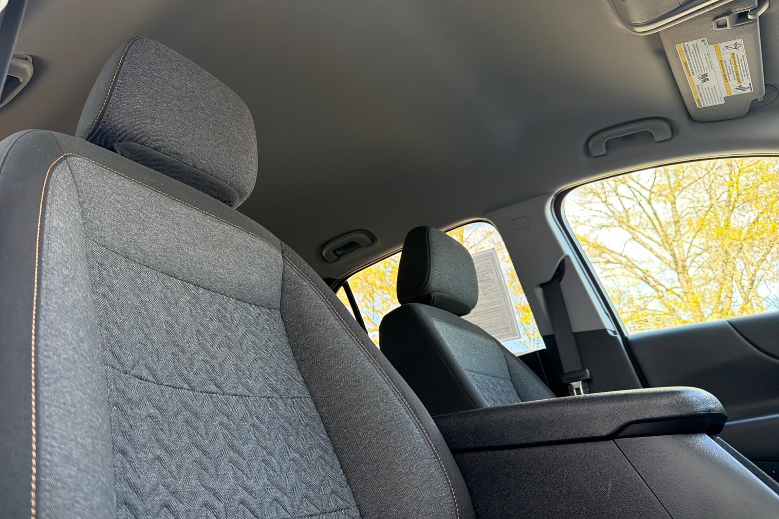Used 2024 Chevrolet Equinox LT AWD/4WD image 17