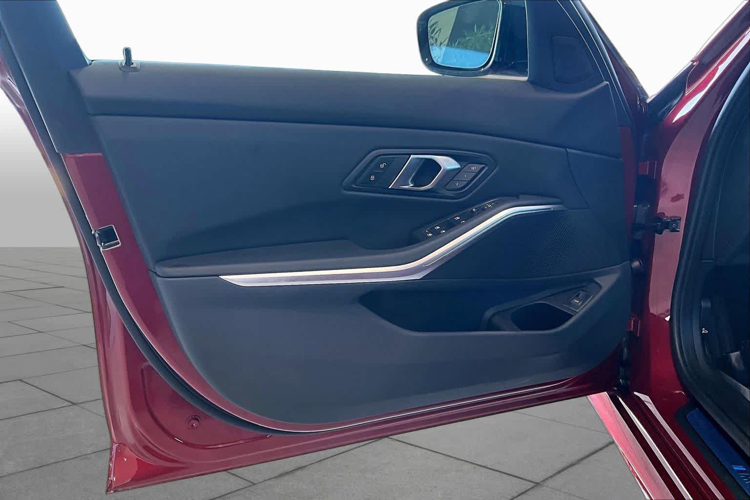 New 2026 BMW 330i Sedan w/ M Sport Package RWD image 10