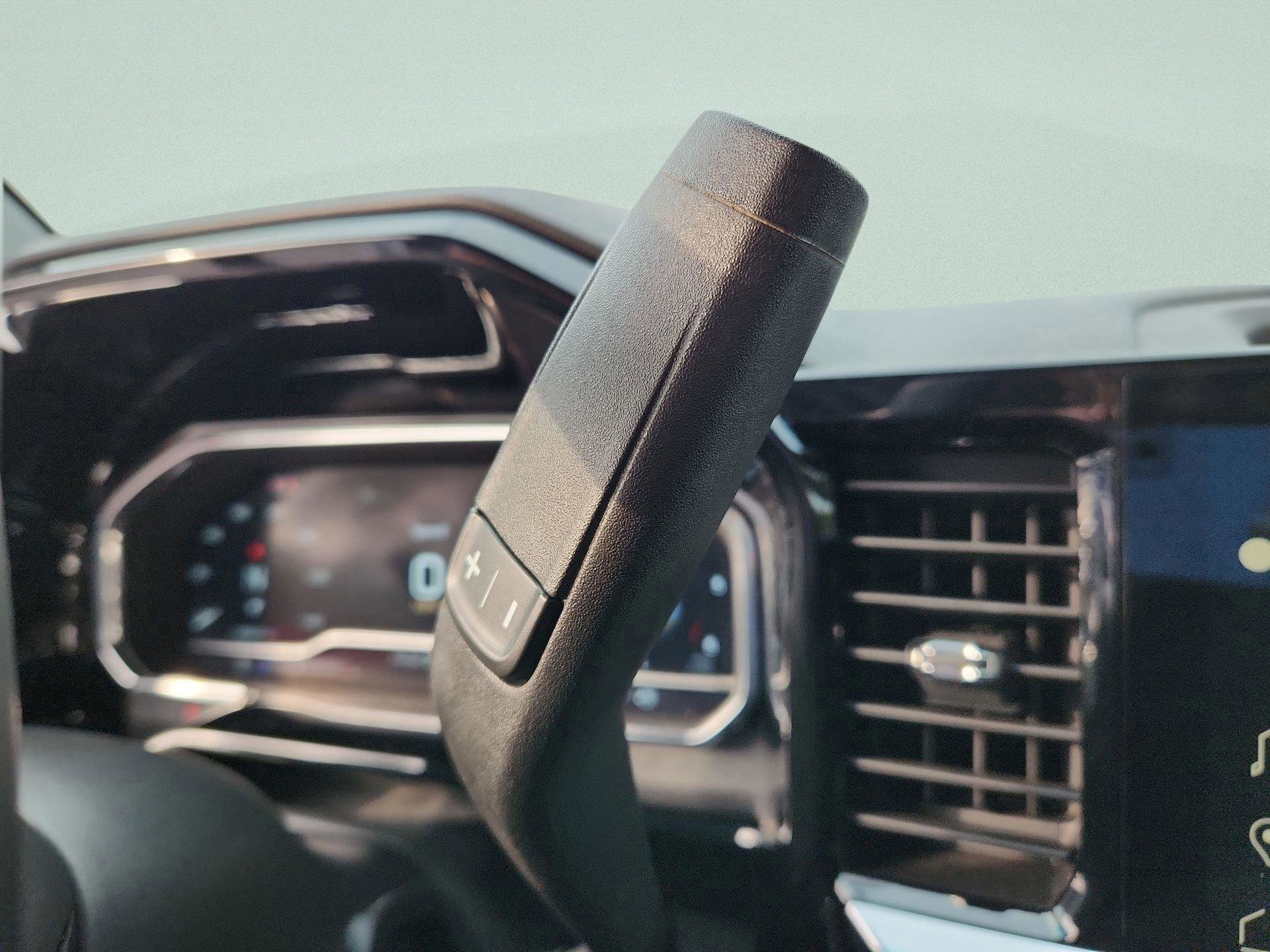 Used 2024 GMC Sierra 1500 SLT image 22