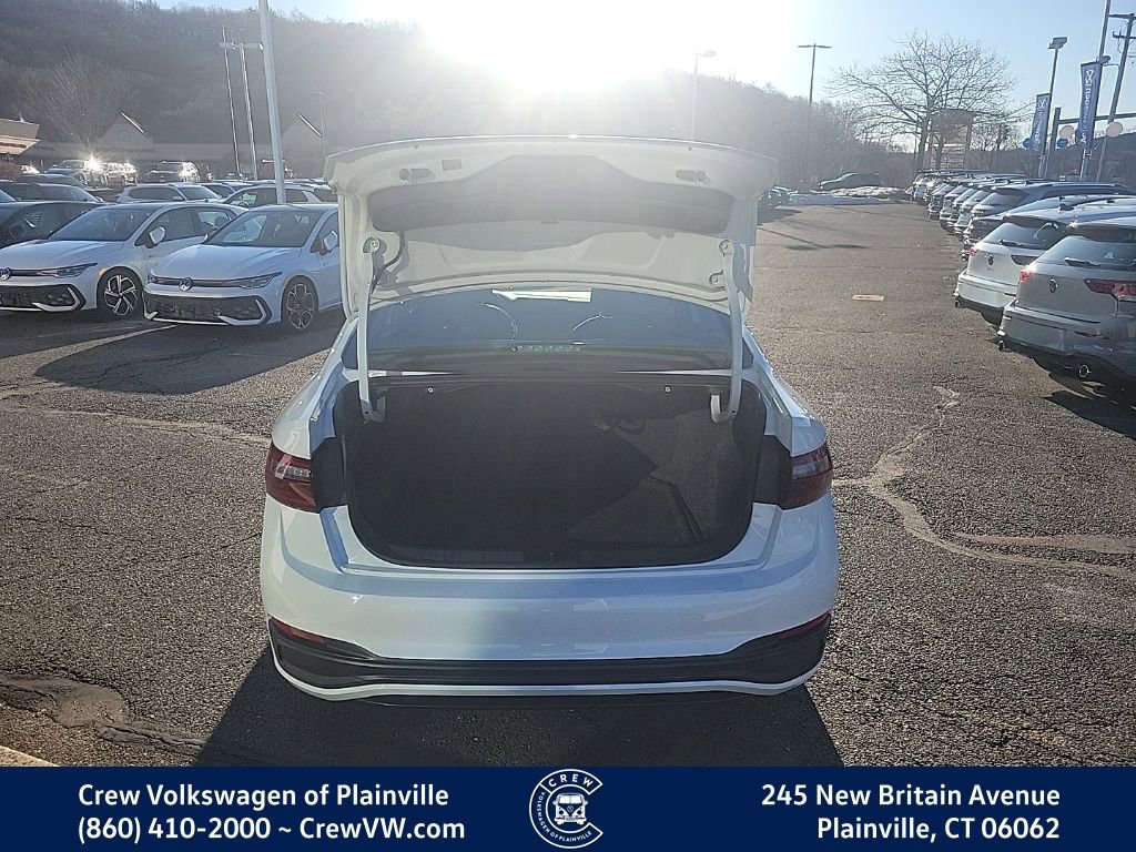 Certified 2025 Volkswagen Jetta Sport image 52