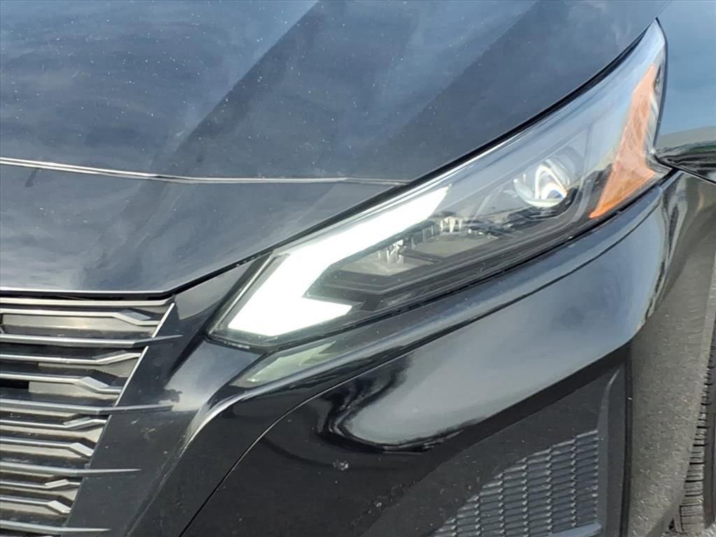 Used 2023 Nissan Altima 2.5 SV image 8