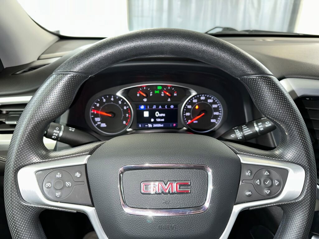 Certified 2022 GMC Acadia SLE w/ Driver Convenience Package image 7