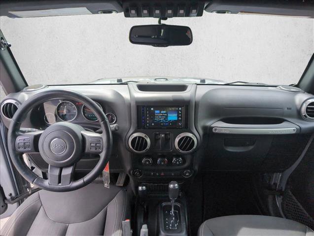 Used 2016 Jeep Wrangler Rubicon w/ Power Convenience Group image 19