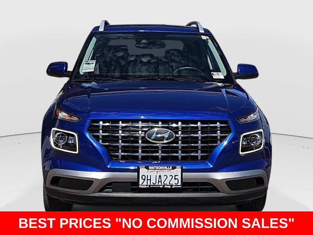 Used 2022 Hyundai Venue Limited FWD image 8