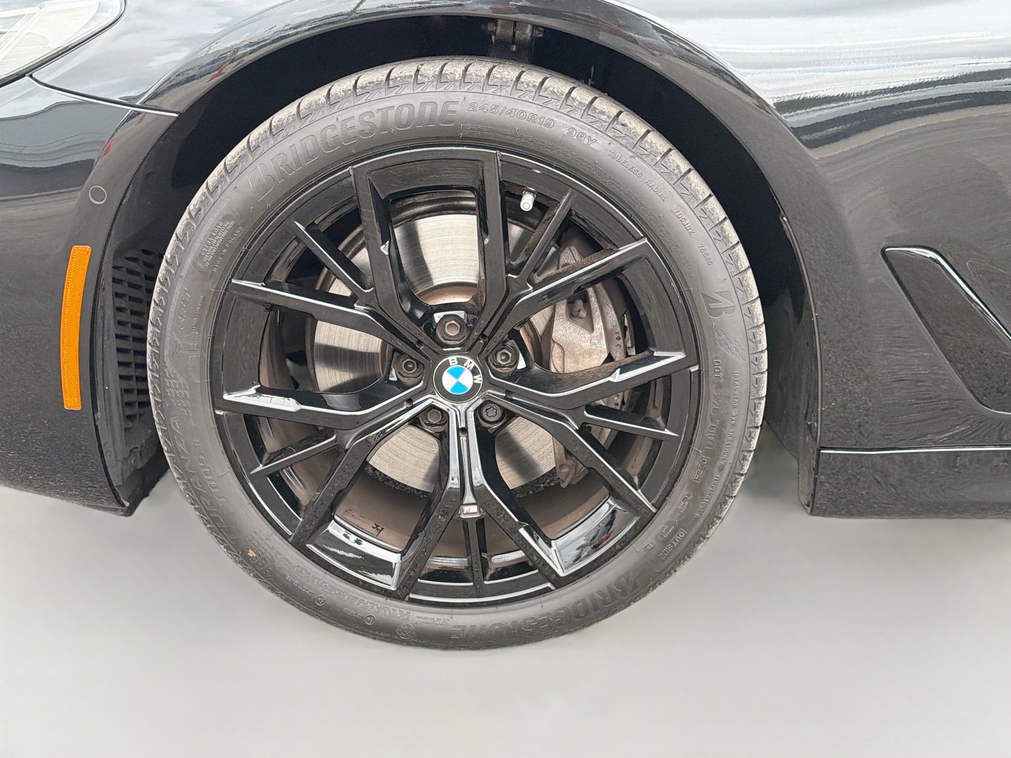 Used 2023 BMW 540i w/ M Sport Package RWD image 42