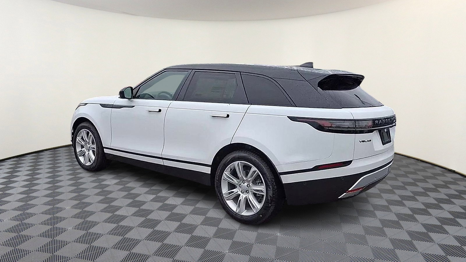 New 2026 Land Rover Range Rover Velar S image 6