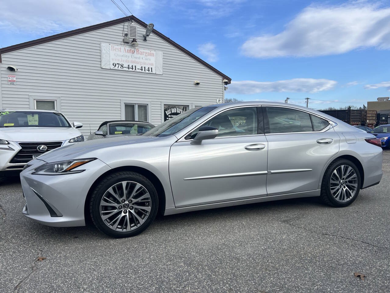 Used 2020 Lexus ES 350 w/ Premium Package FWD image 2