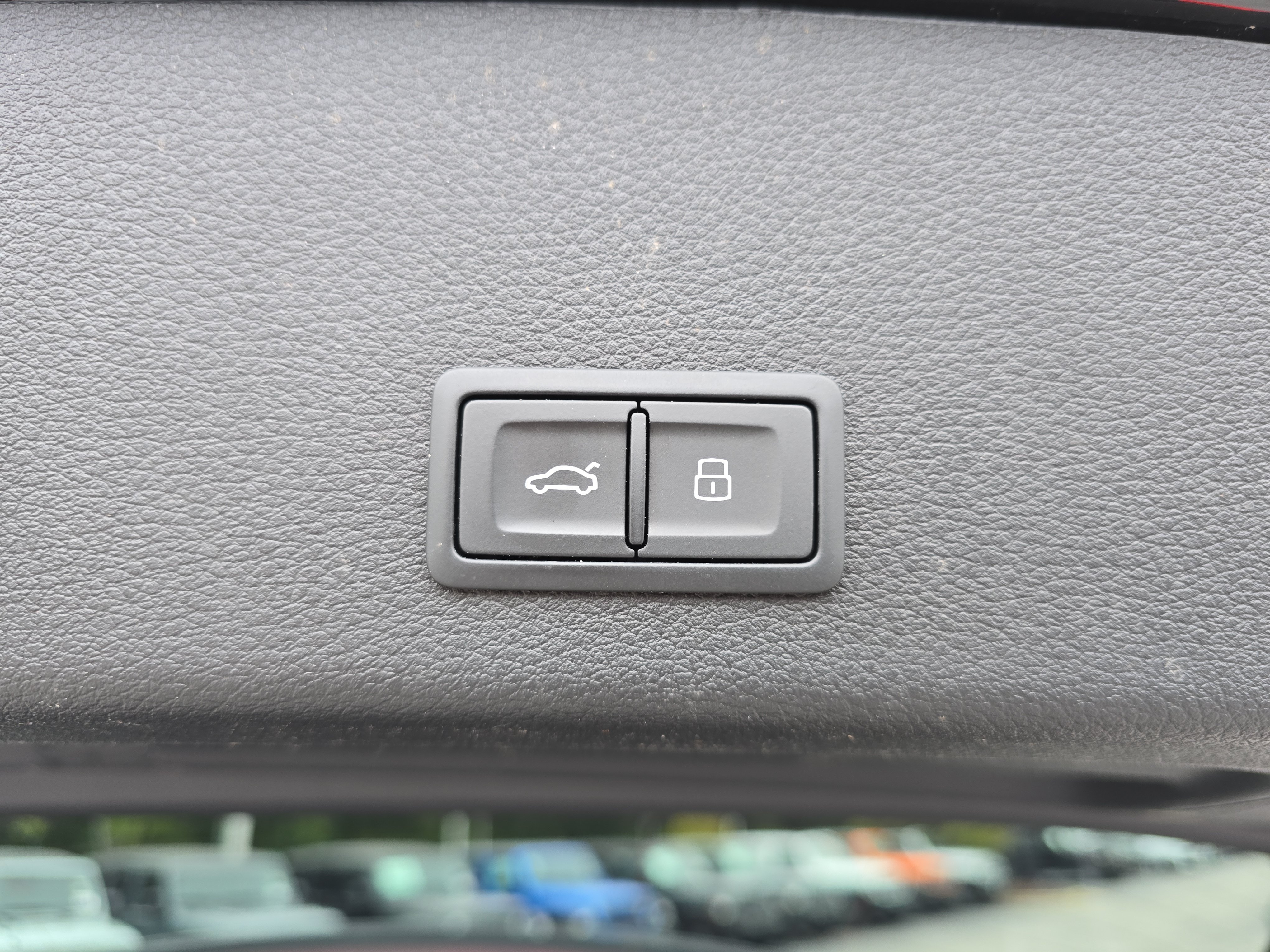 Used 2024 Audi Q8 e-tron Premium Plus AWD/4WD image 13