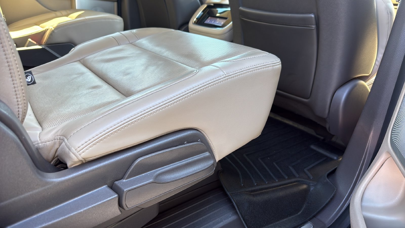 Certified 2023 Lincoln Navigator L Reserve AWD/4WD image 26