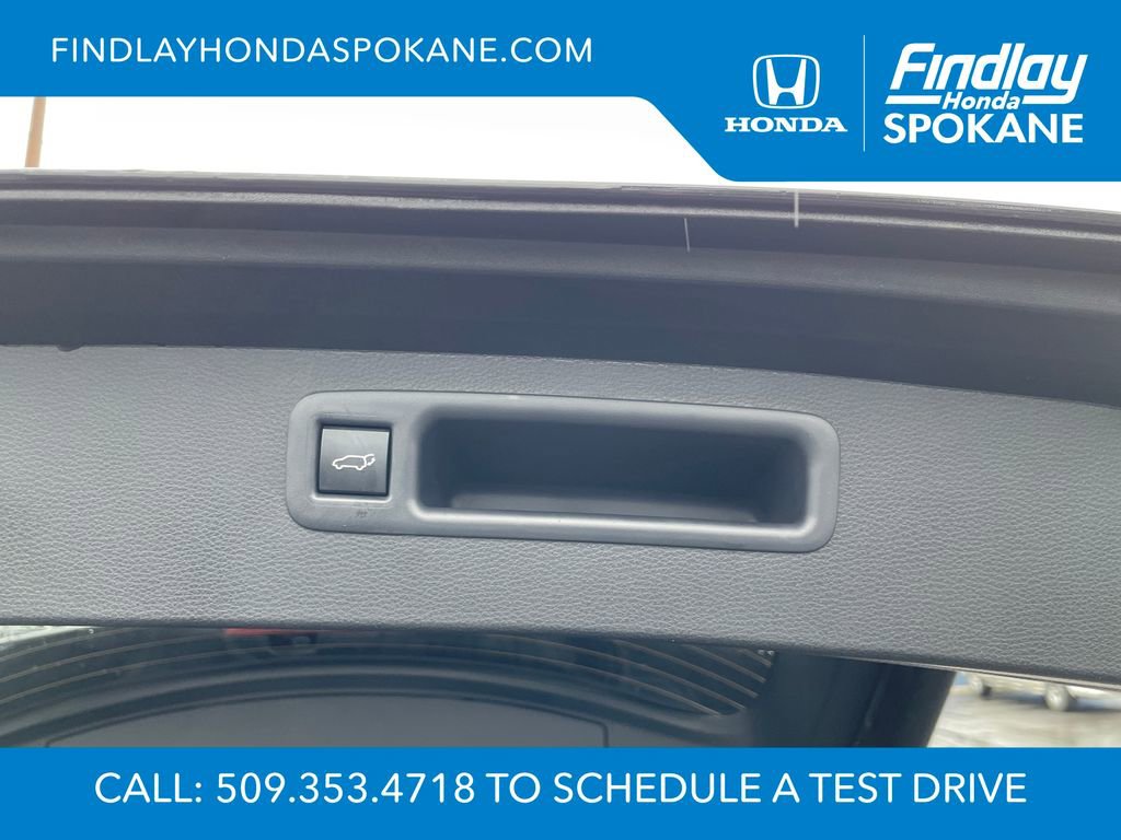 Used 2026 Toyota Highlander Limited image 24