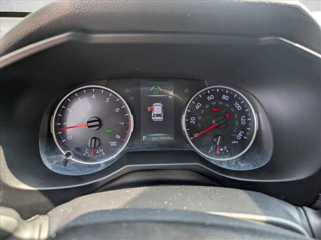 Used 2020 Toyota RAV4 XLE Premium FWD image 10