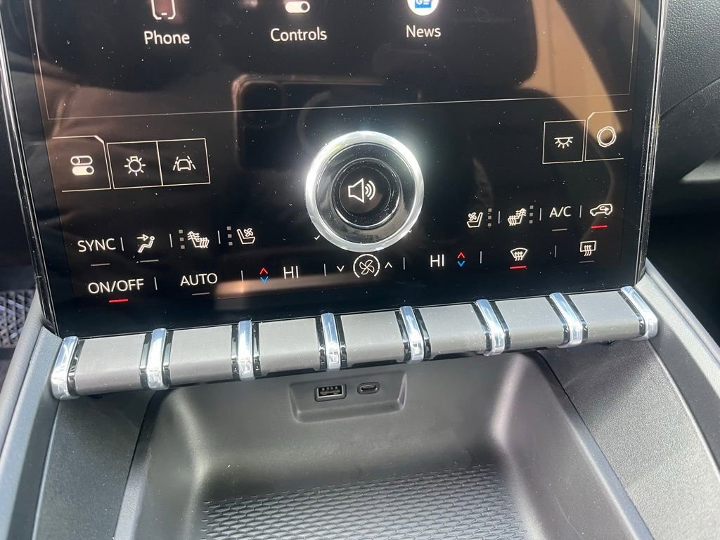 New 2026 GMC Terrain Denali image 33