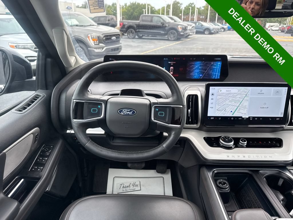 Used 2025 Ford Expedition Max Active AWD/4WD image 20