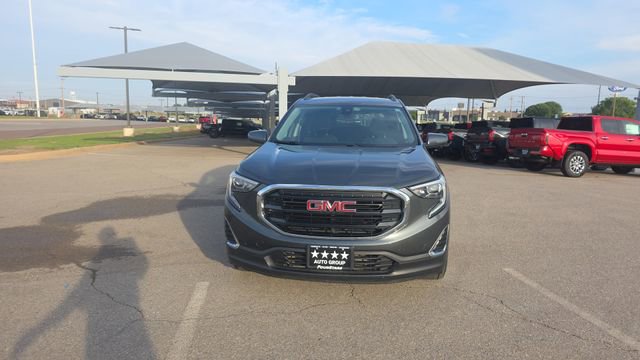 Used 2020 GMC Terrain SLE w/ Driver Convenience Package FWD image 3