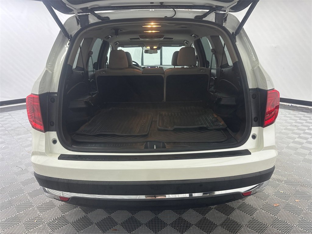Used 2018 Honda Pilot Touring image 20